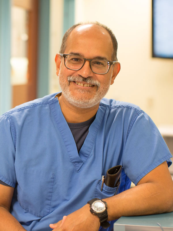 Robert  Acosta, MD