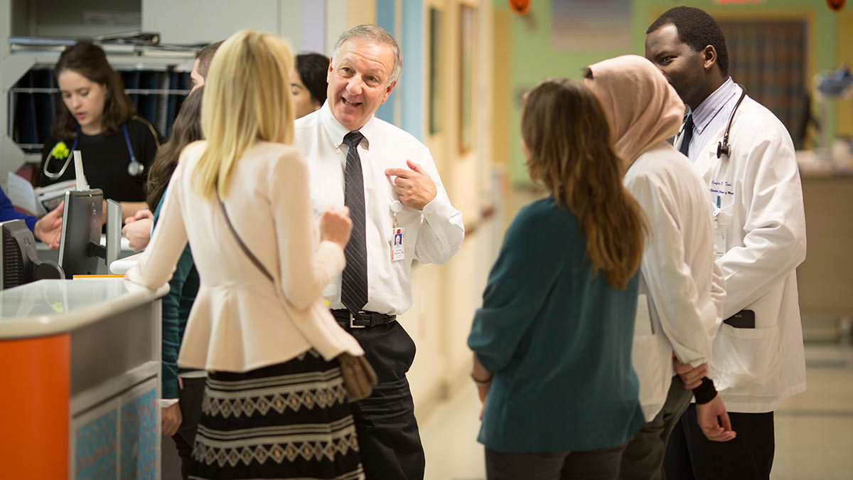 Vice Chair Jeffrey Gershel, MD talking to the residents